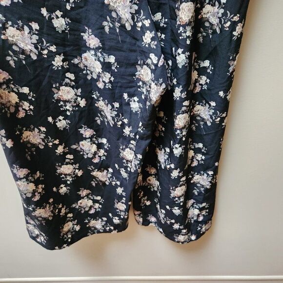 Emery Rose black floral wide leg jumpsuit / m/l - Picture 4 of 6